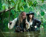Penelope Cruz and Johnny Depp in Pirates 4