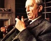 JRR Tolkien